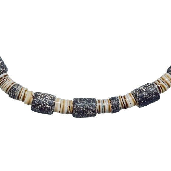 Surfer Puka Shell And Stone Beaded Necklace (5715) - Picture 3 of 6